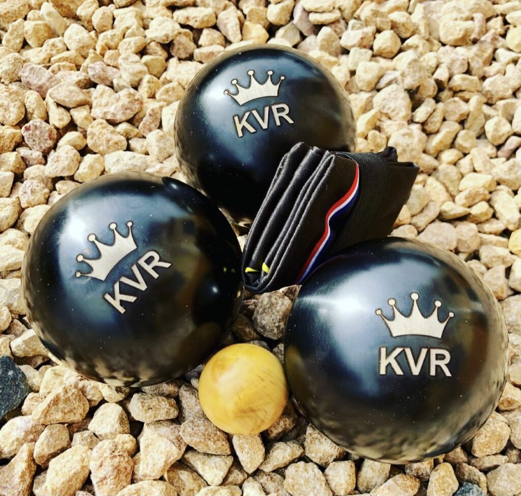 Gravure sur boule de pétanque métal