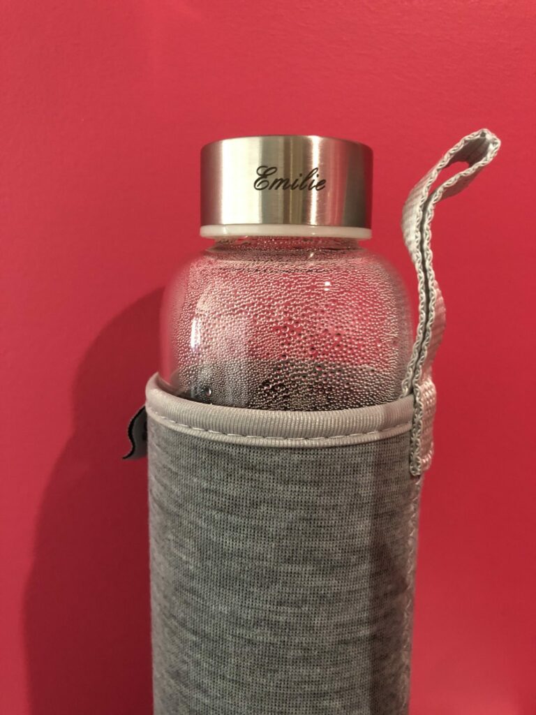 Gravure sur gourde en verre