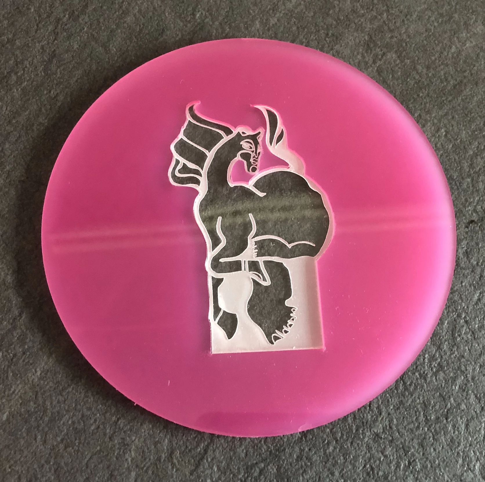 Découpe de plexiglass
