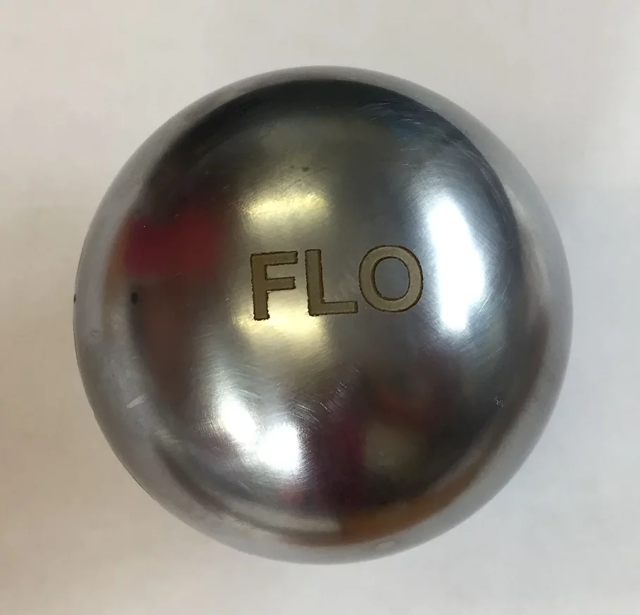 Gravure sur boule de pétanque métal