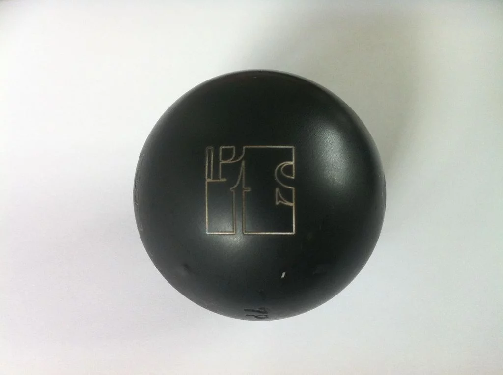 Gravure sur boule de pétanque métal