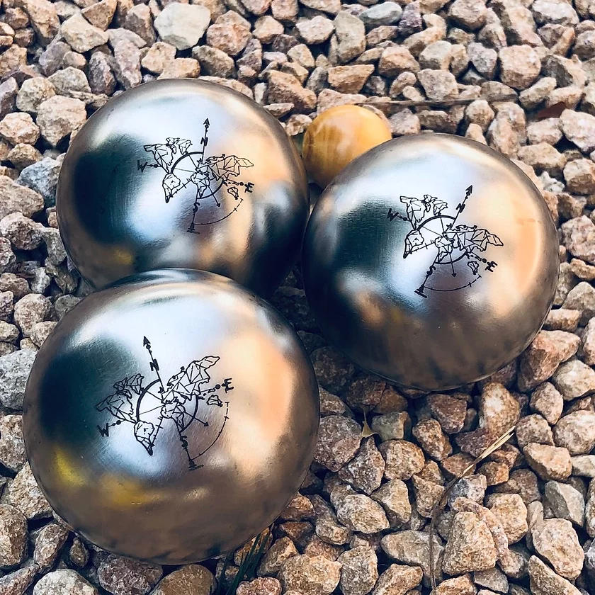 Gravure sur boule de pétanque métal