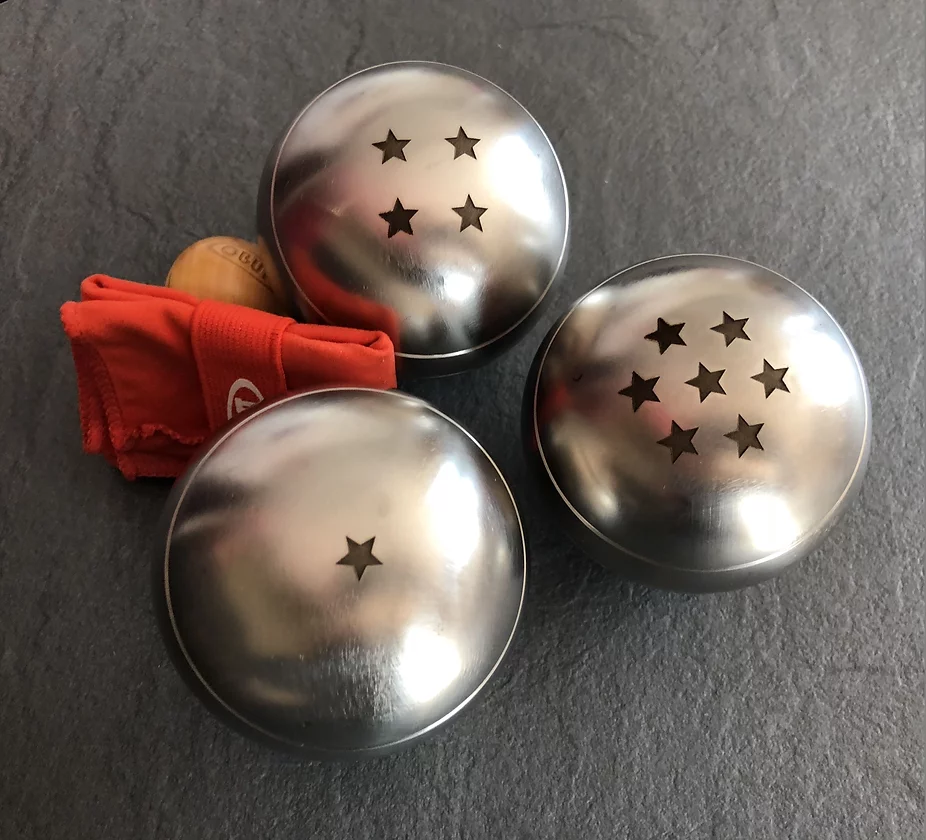 Gravure sur boule de pétanque métal