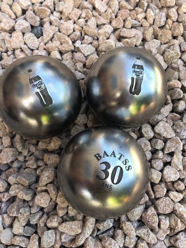 Gravure sur boule de pétanque métal