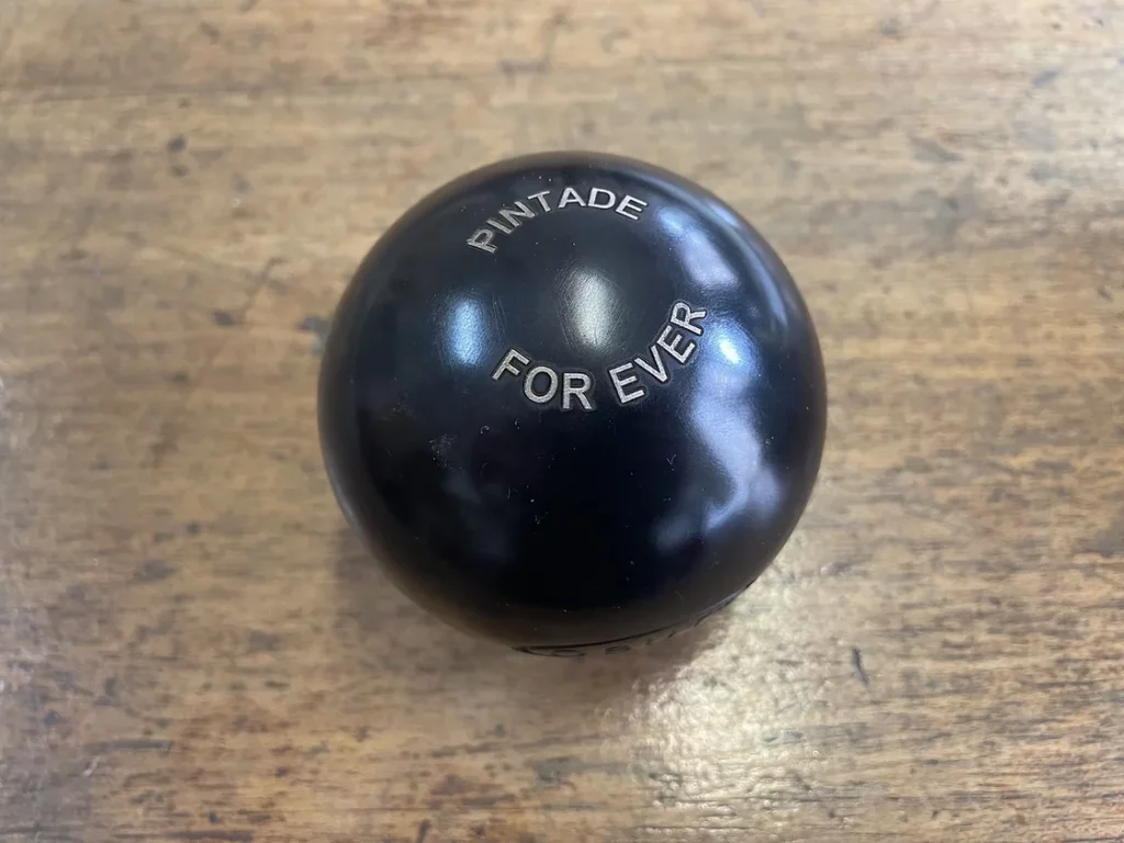 Gravure sur boule de pétanque métal