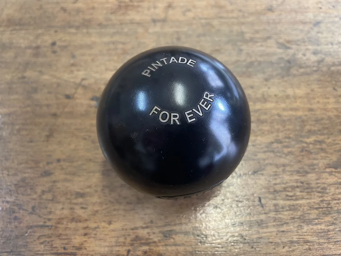 Gravure sur boule de pétanque métal