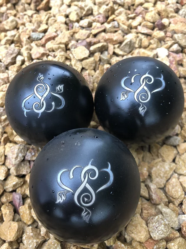 Gravure sur boule de pétanque métal