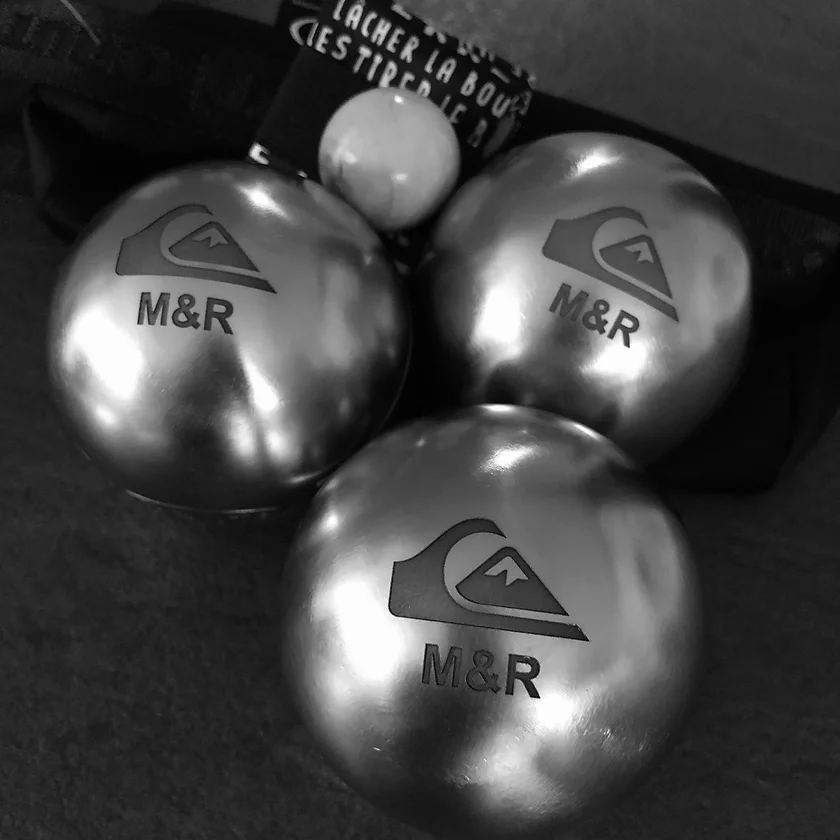 Gravure sur boule de pétanque métal