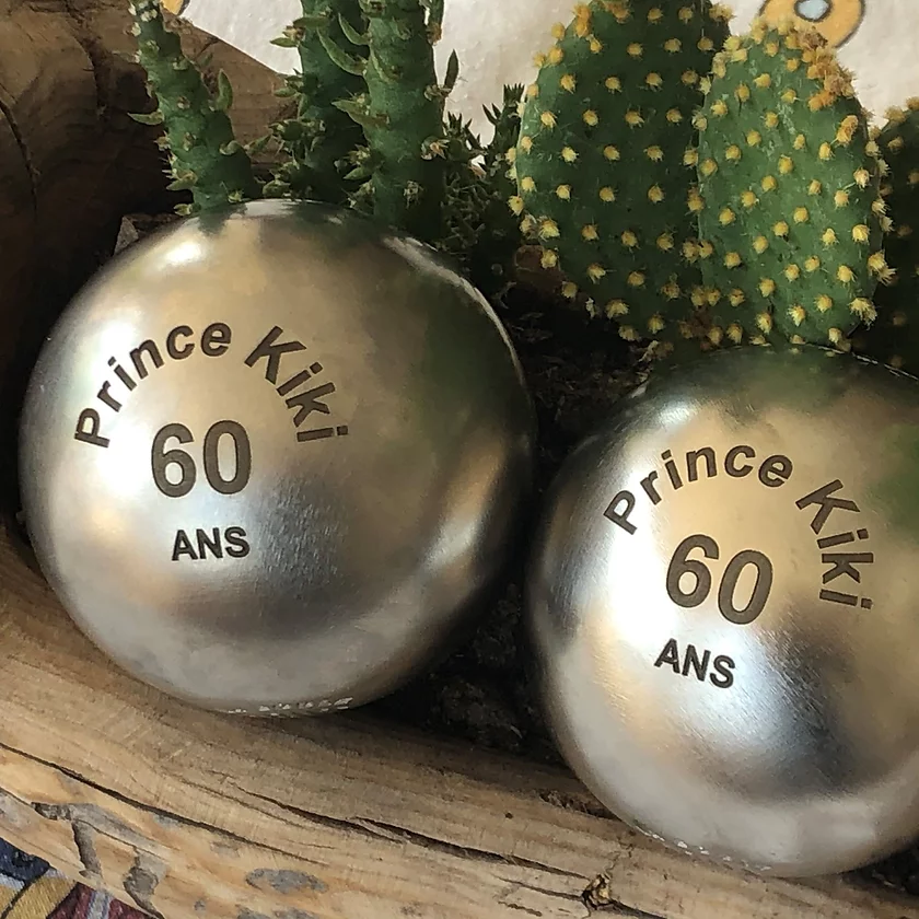 Gravure sur boule de pétanque métal