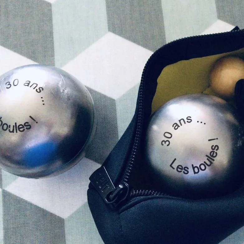 Gravure sur boule de pétanque métal