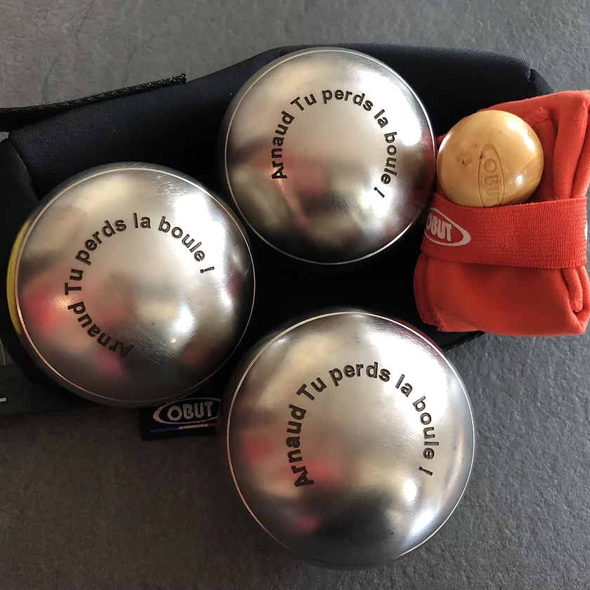 Gravure sur boule de pétanque métal