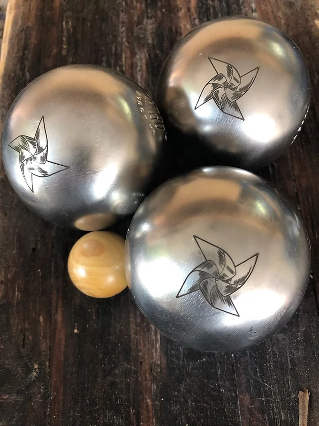 Gravure sur boule de pétanque métal