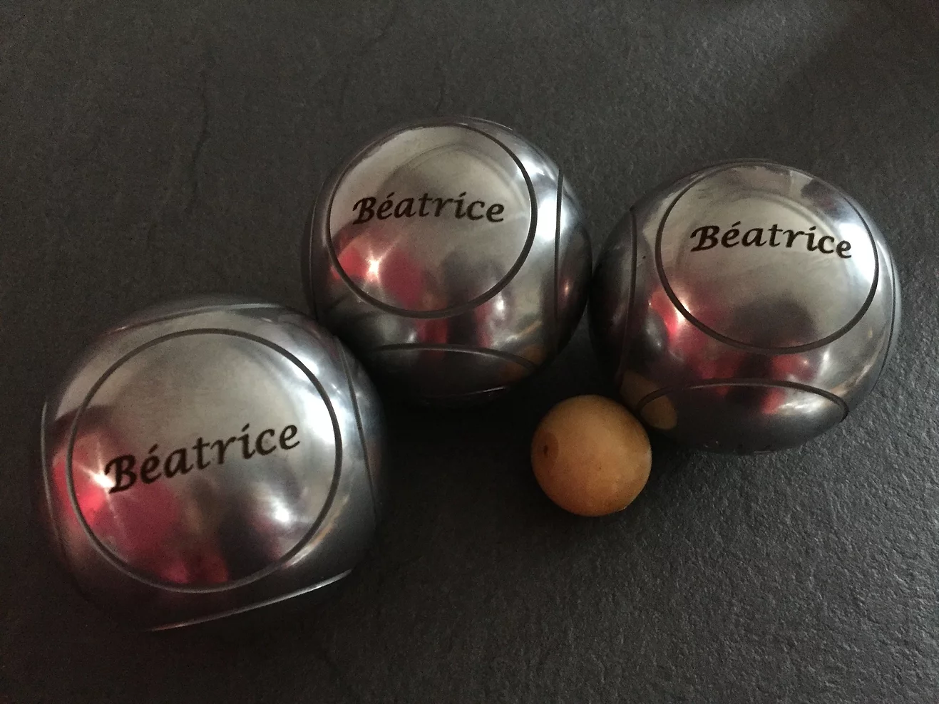Gravure sur boule de pétanque métal