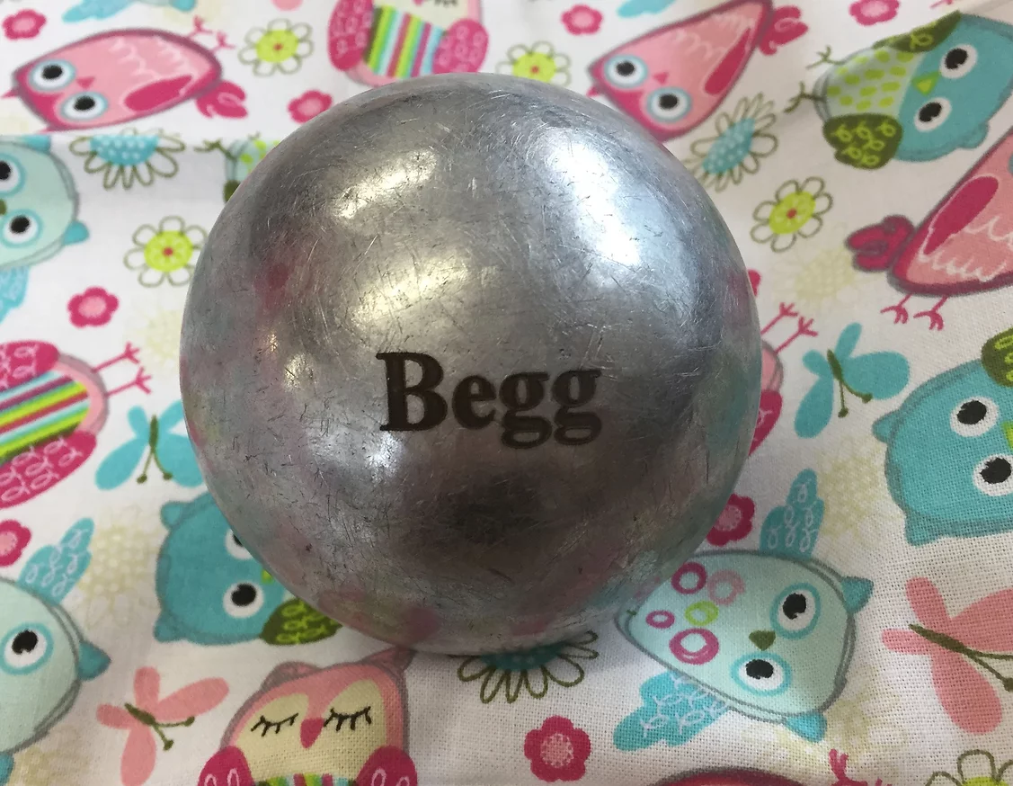 Gravure sur boule de pétanque métal