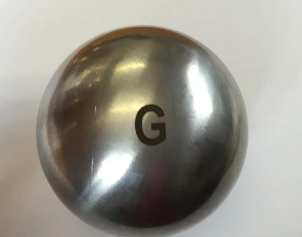 Gravure sur boule de pétanque métal