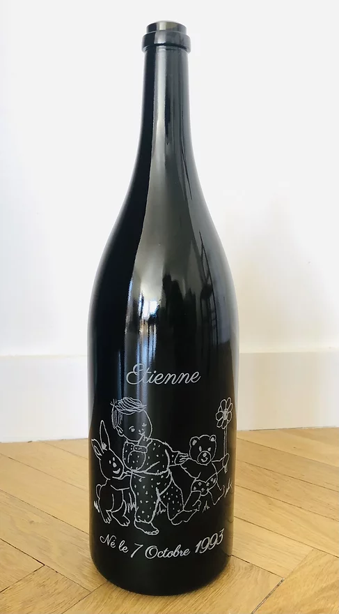 Gravure sur bouteille en verre