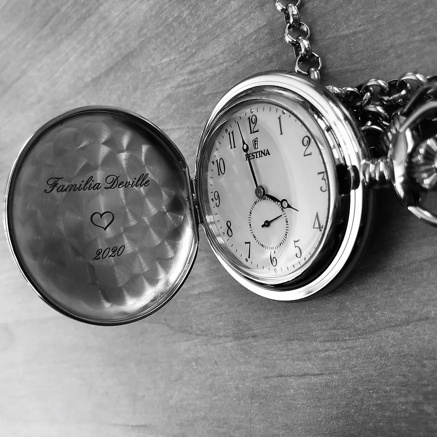 Gravure sur montre Gousset