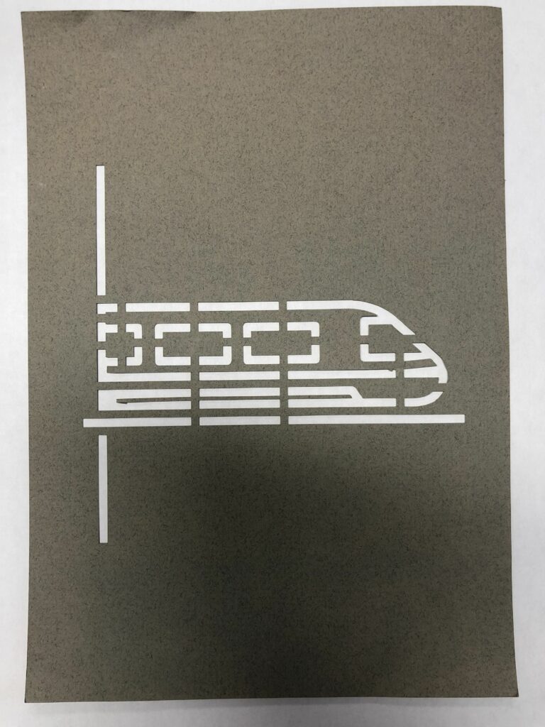 Découpe de motif sur papier