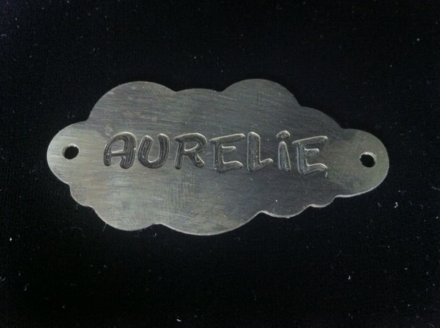 Usinage sur plaque de porte