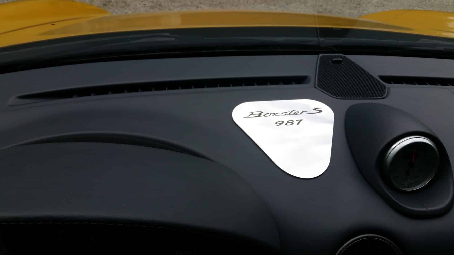 Découpe de Plaque de voiture en inox