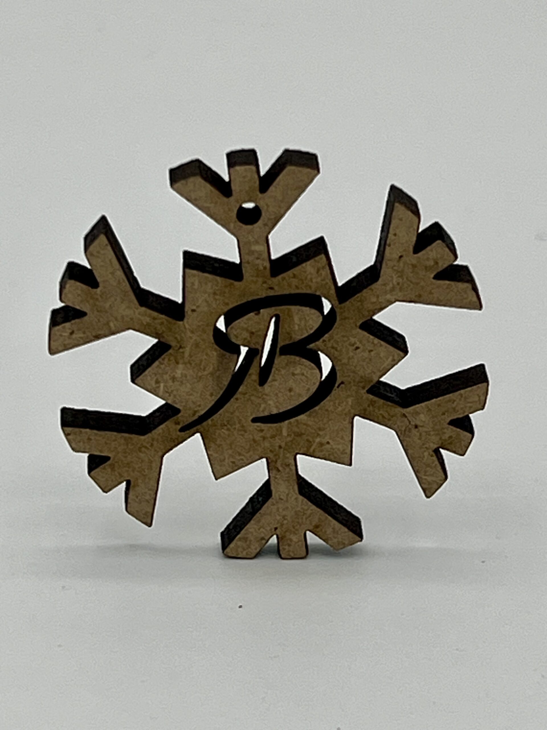 Découpe de motif de décoration en bois