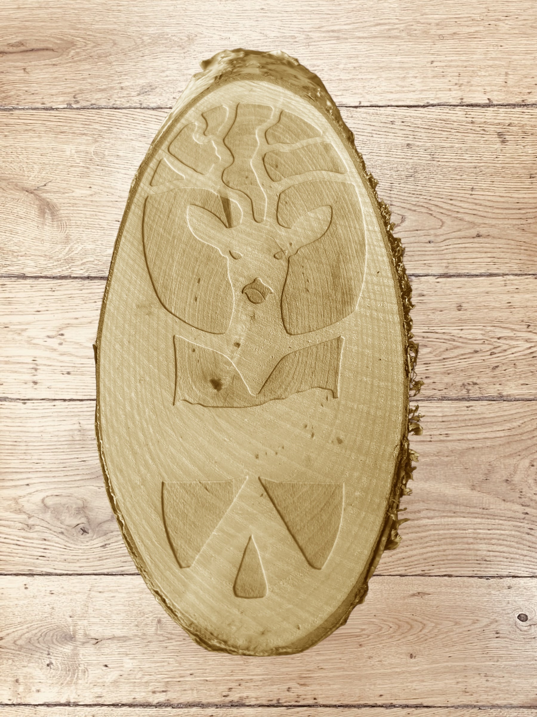 Gravure sur rondin/écorce en bois
