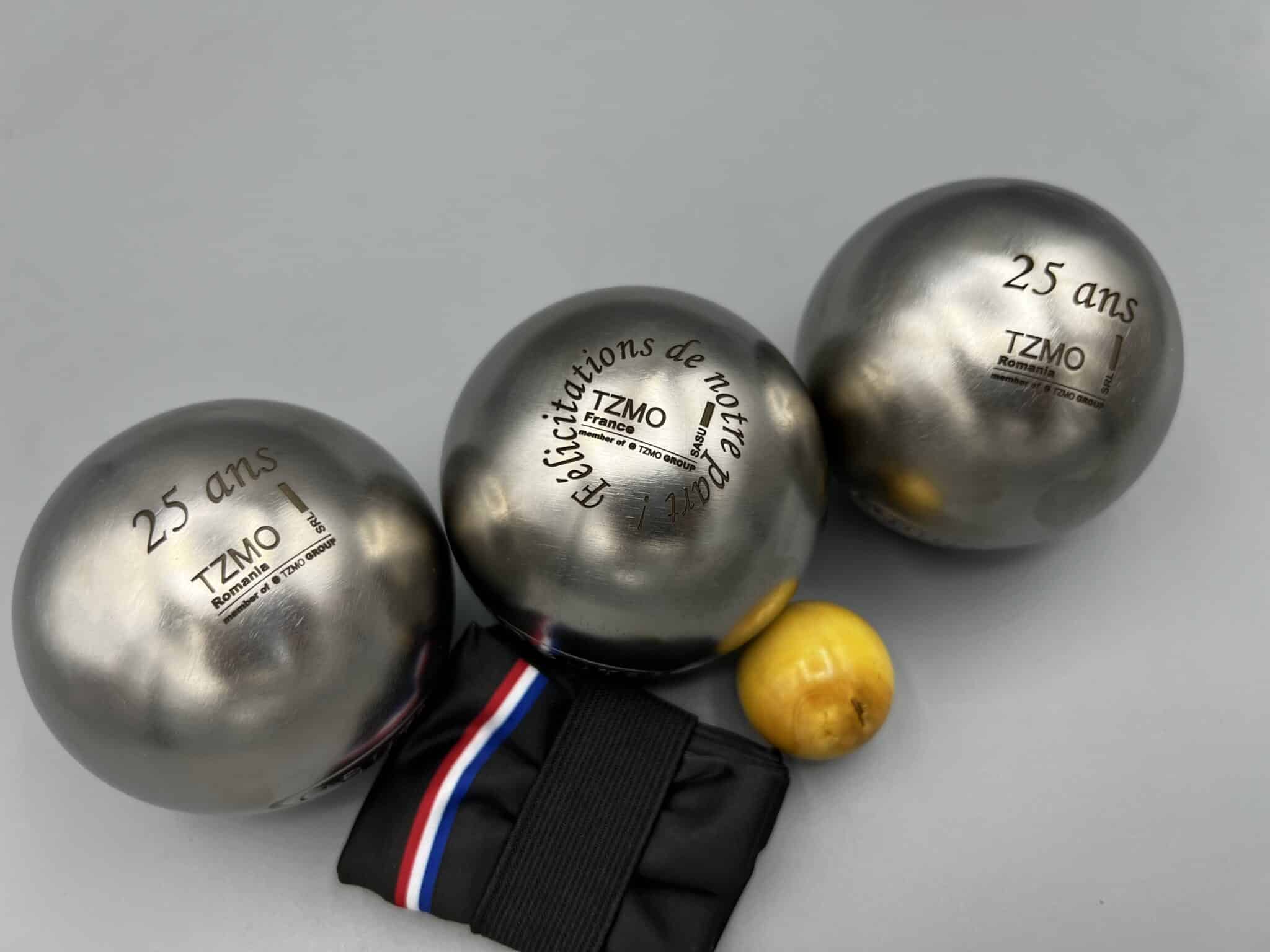 Gravure sur boule de pétanque métal