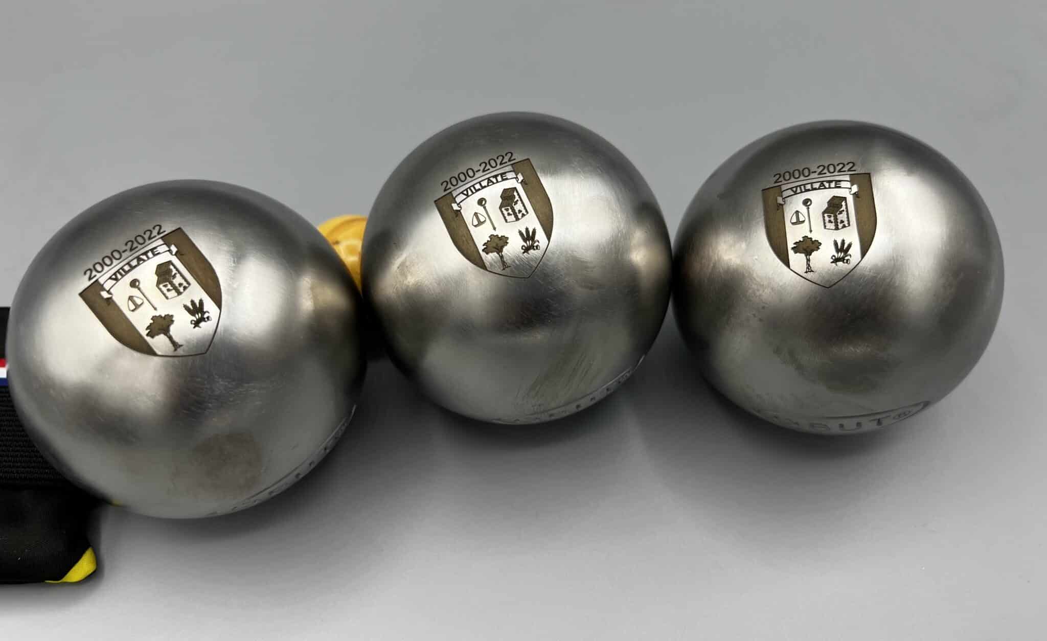 Gravure sur boule de pétanque métal