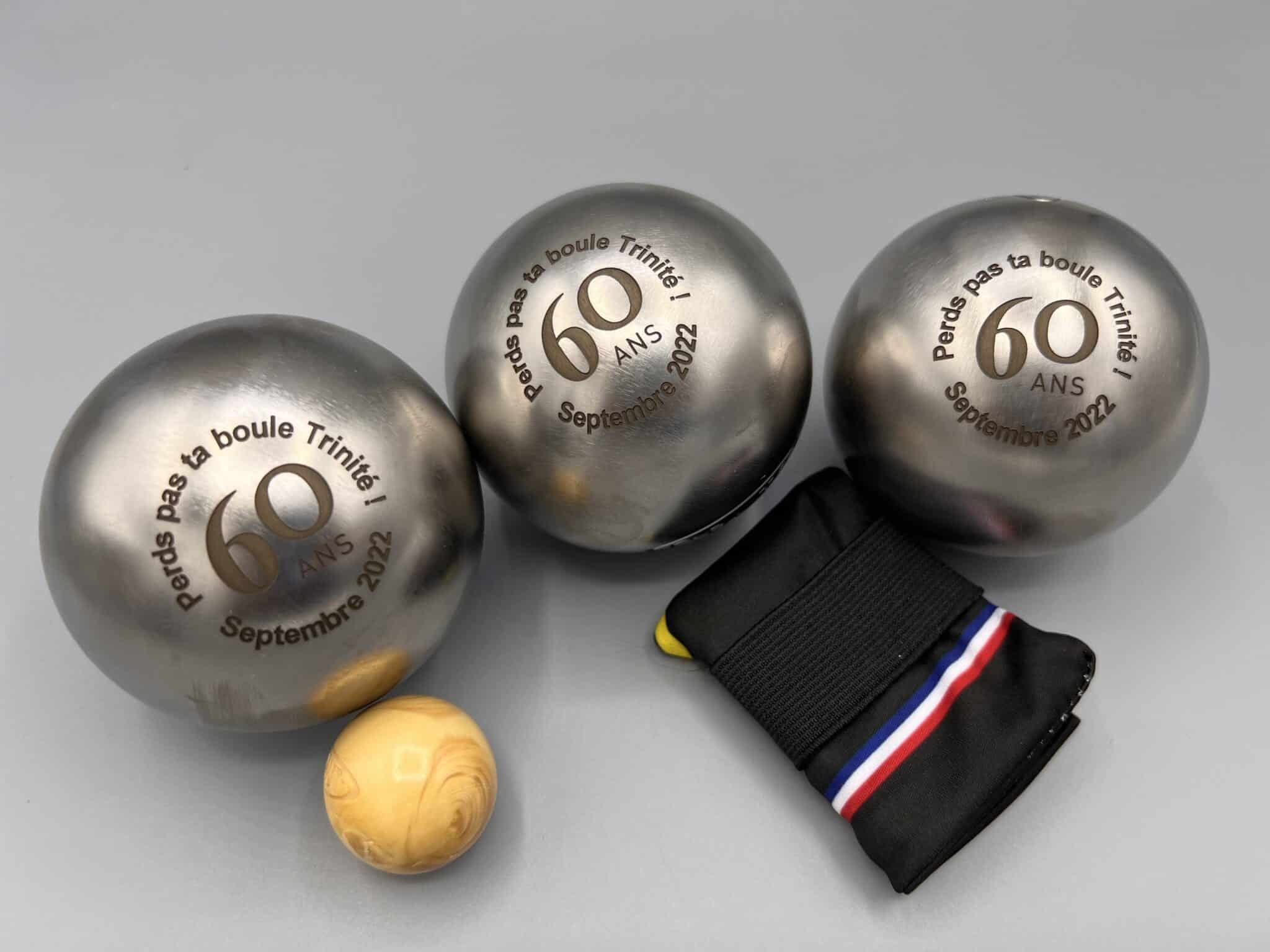 Gravure sur boule de pétanque métal