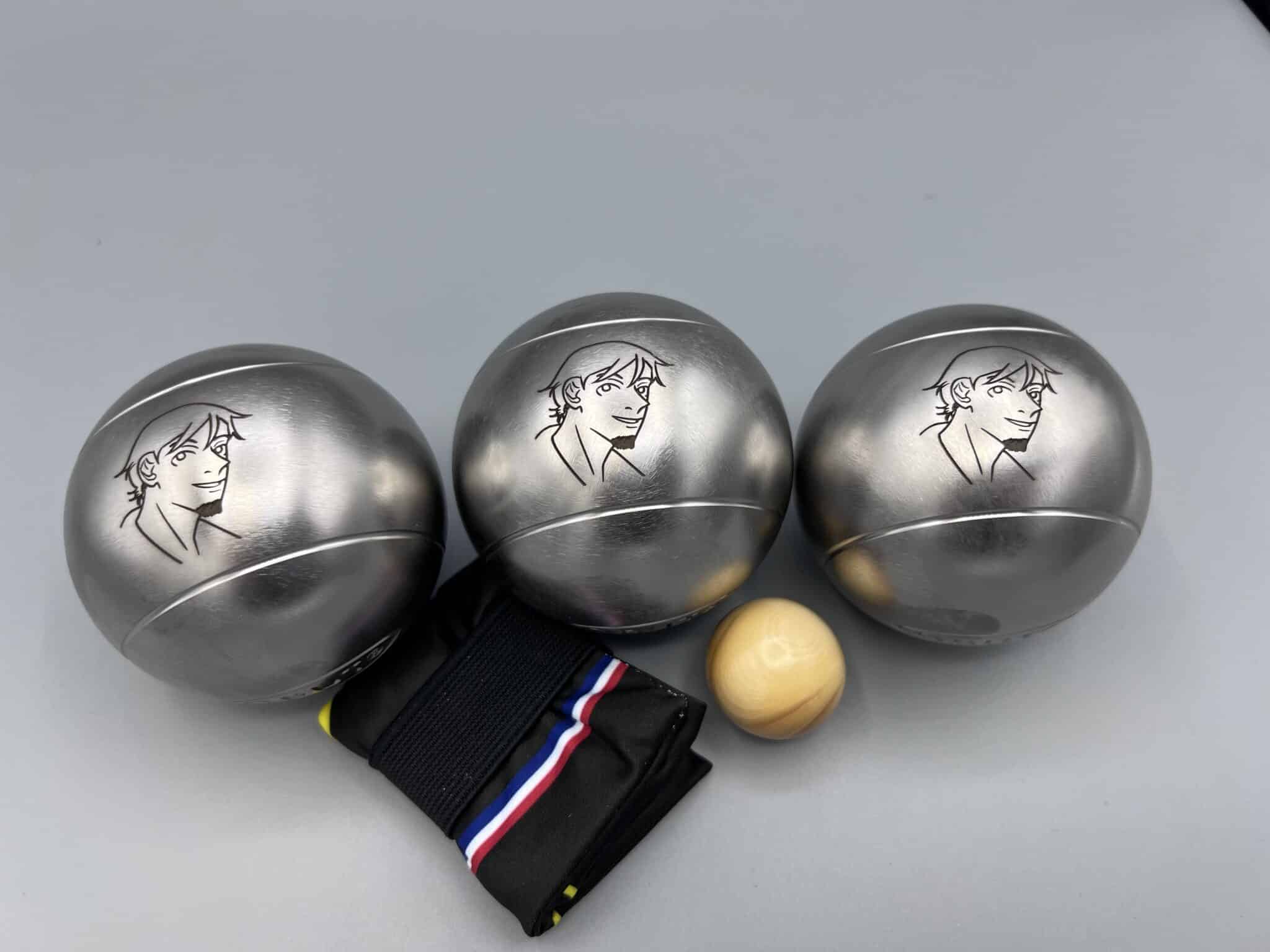 Gravure sur boule de pétanque métal