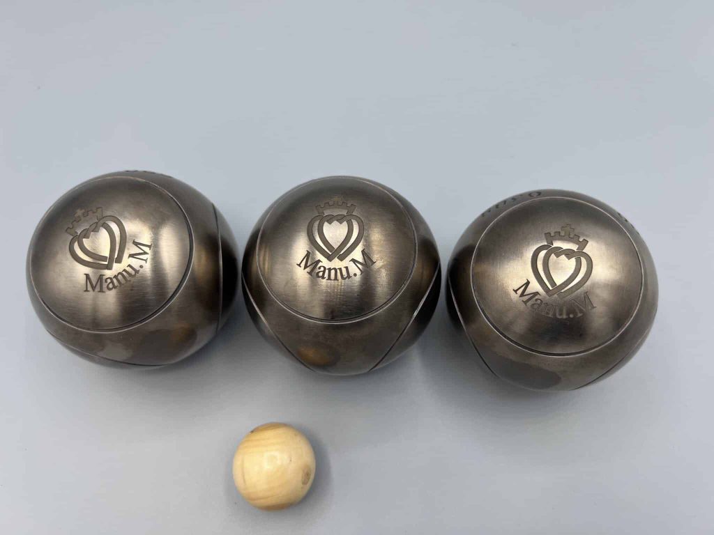 Gravure sur boule de pétanque métal