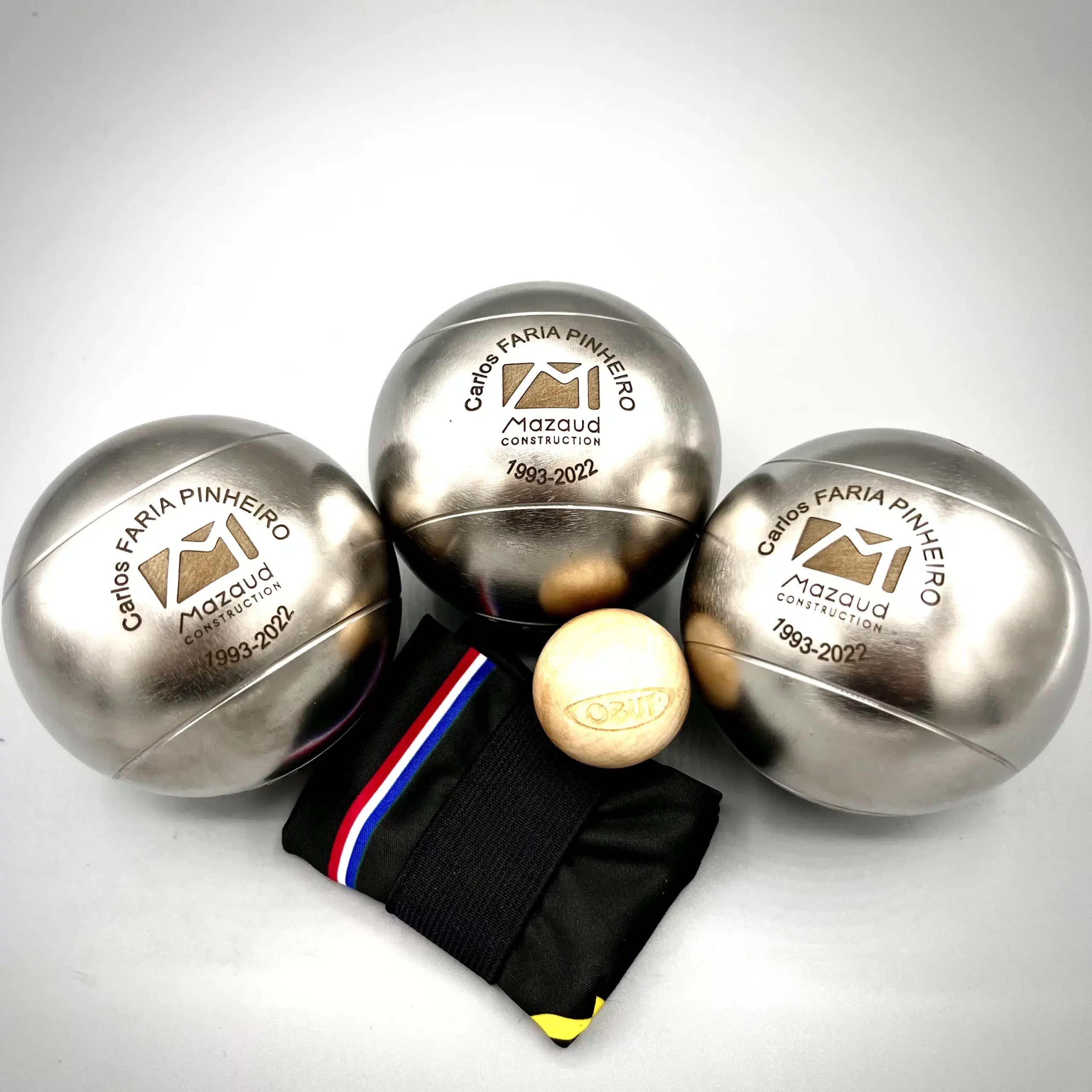 Gravure sur boule de pétanque métal