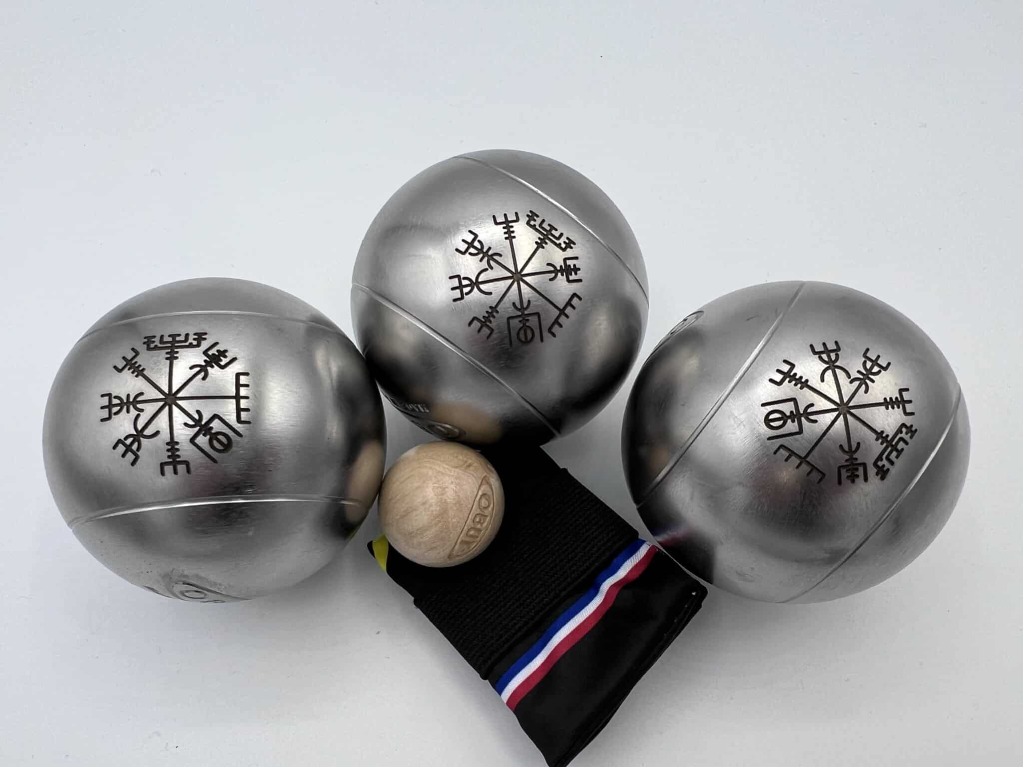 Gravure sur boule de pétanque métal