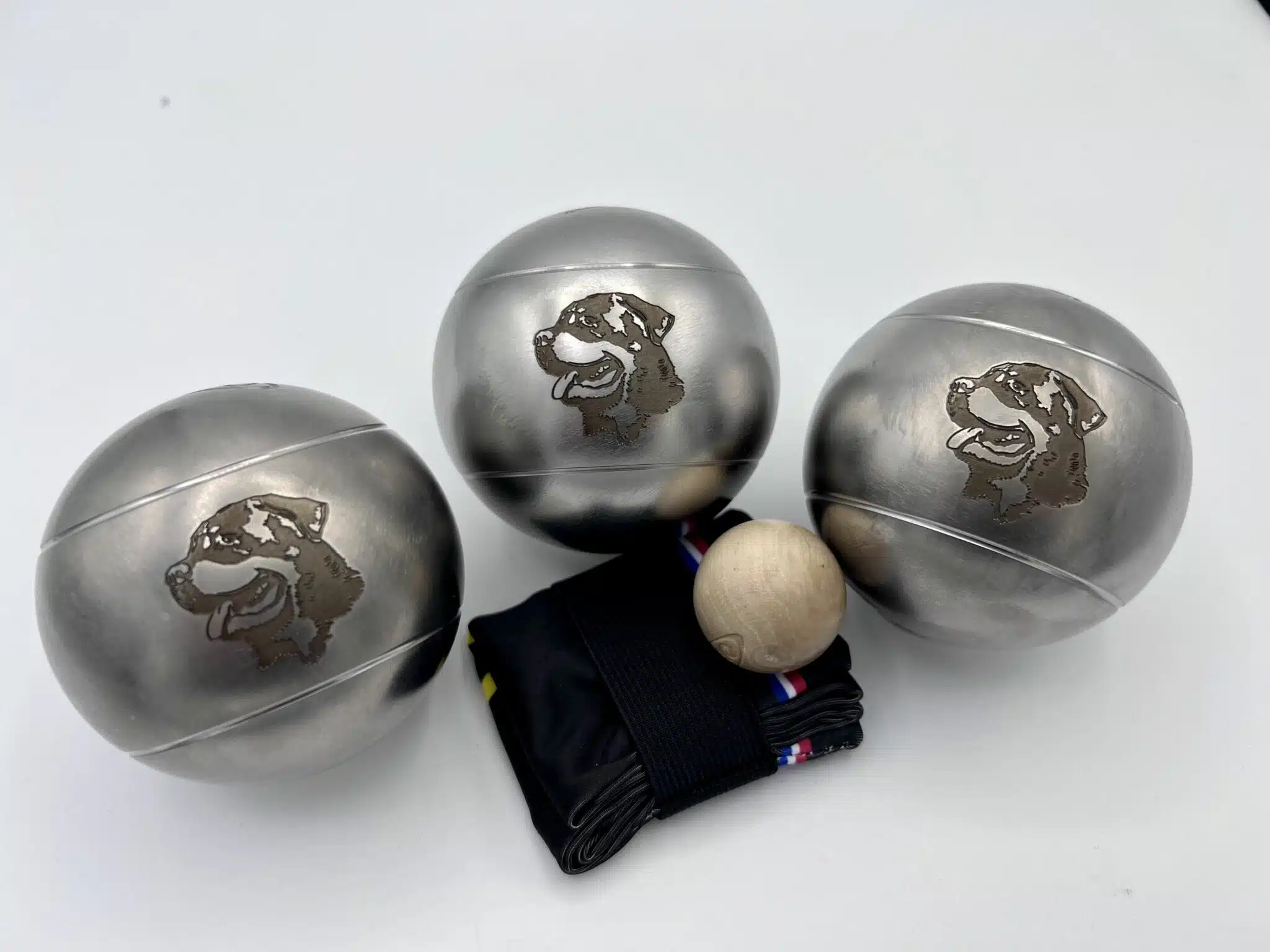 Gravure sur boule de pétanque métal