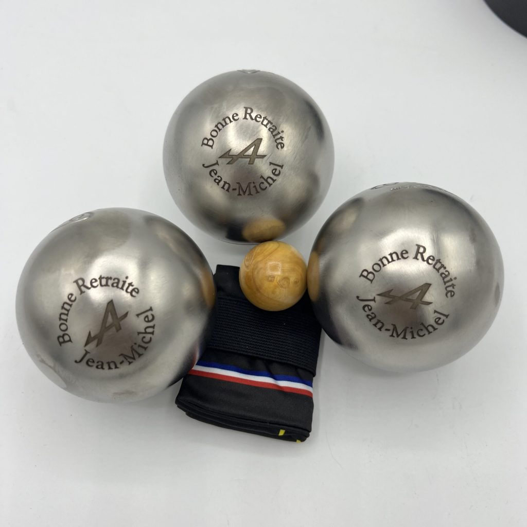 Gravure sur boule de pétanque métal