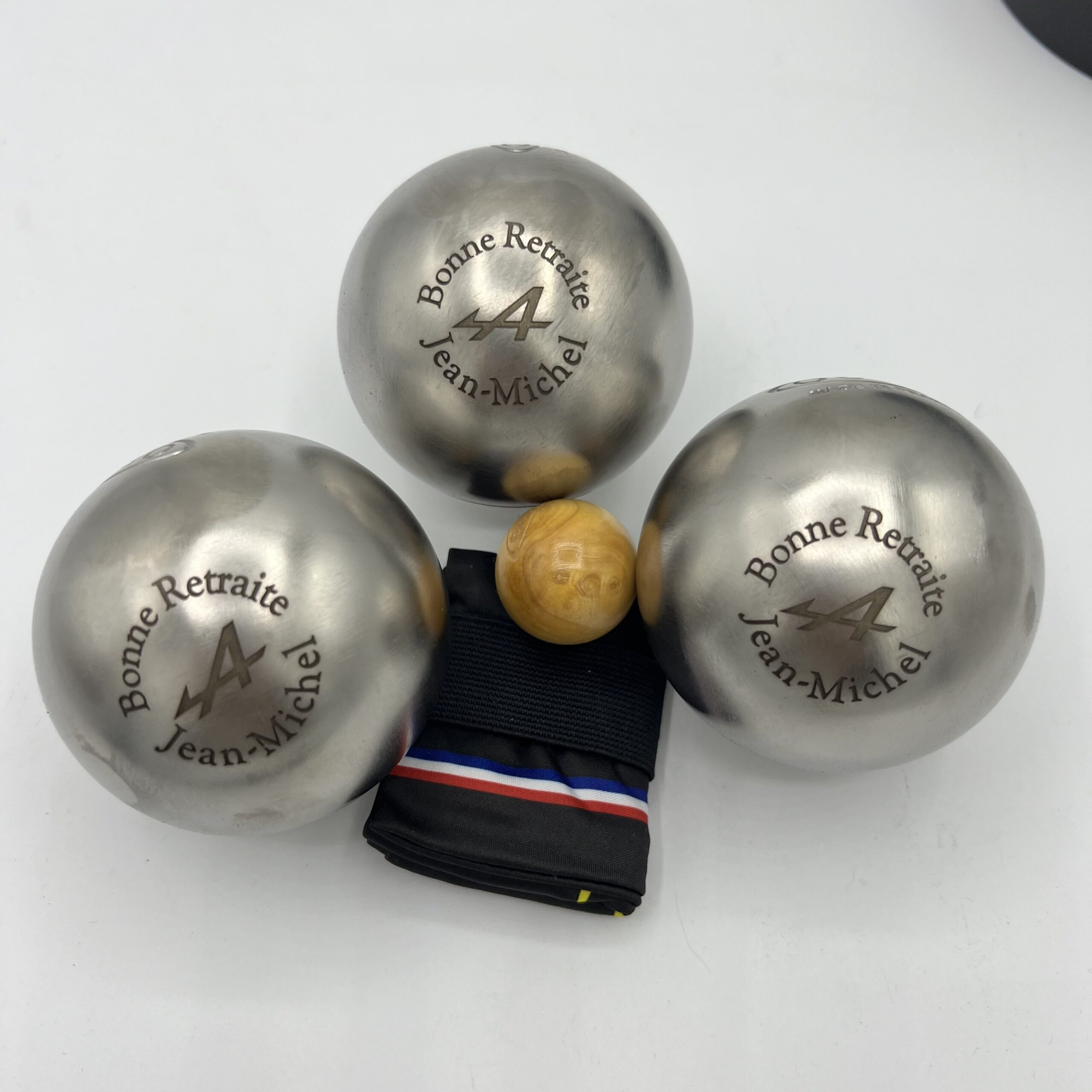 Gravure sur boule de pétanque métal