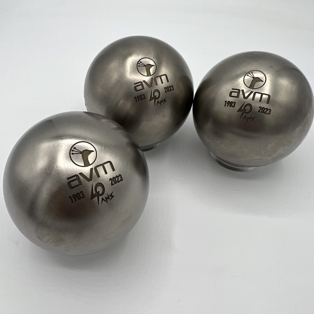 Gravure sur boule de pétanque métal