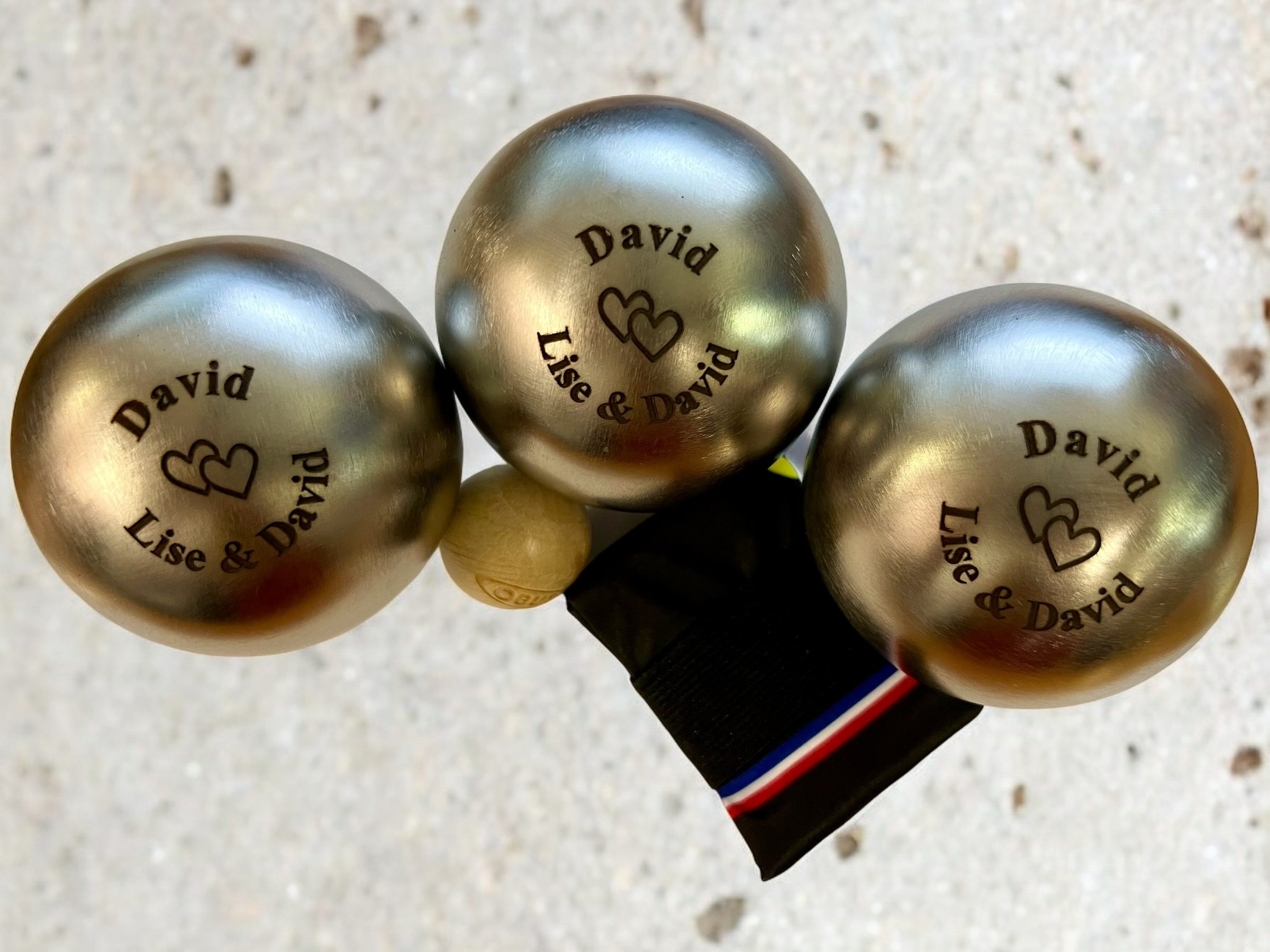 Gravure sur boule de pétanque métal