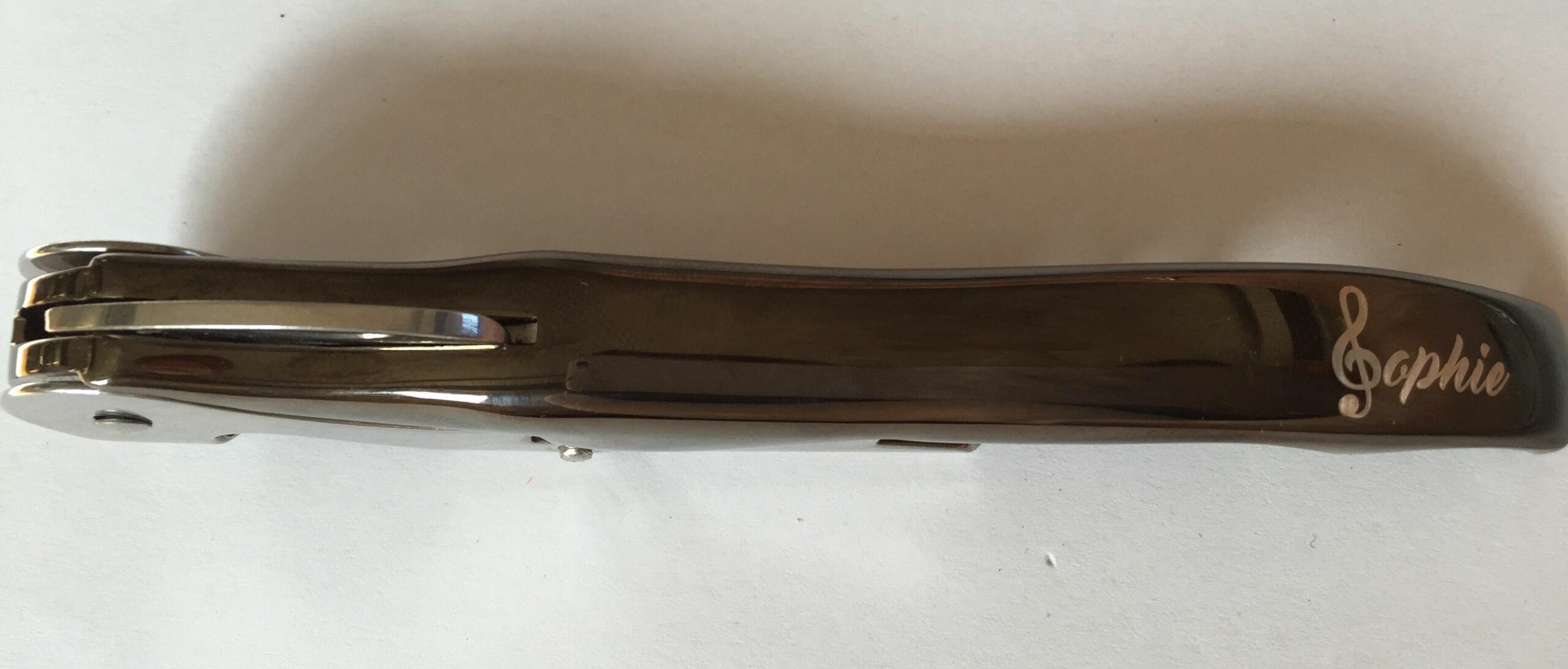 Gravure sur sommelier en métal