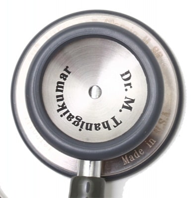 Gravure sur stéthoscope