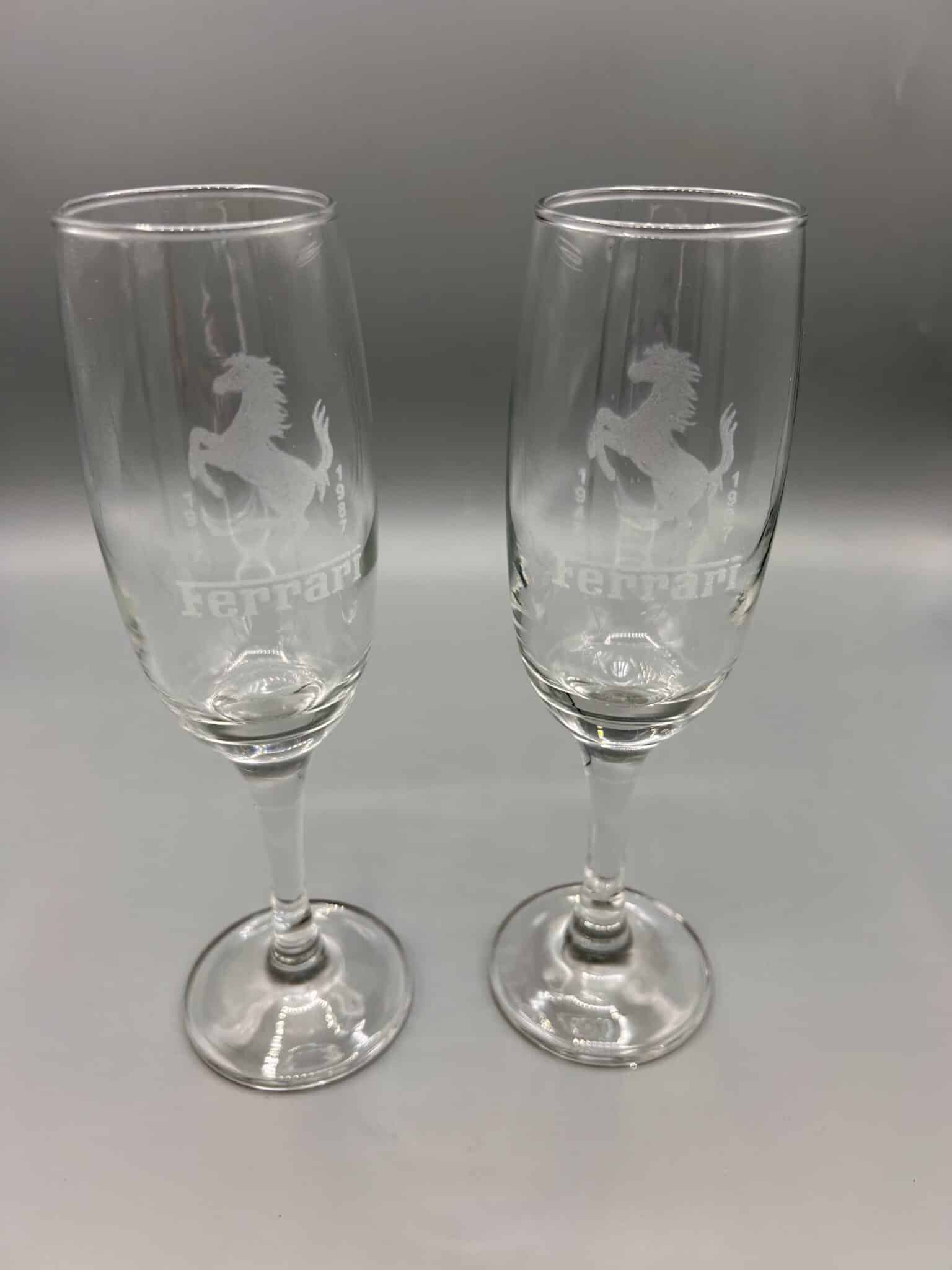 Gravure sur flute de champagne en verre