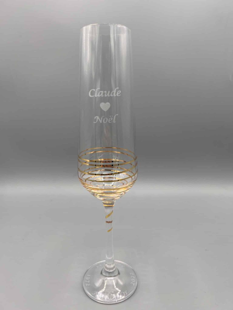 Gravure sur flute en verre