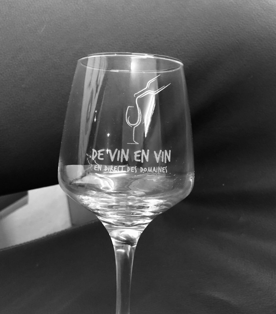 Gravure sur verre de vin