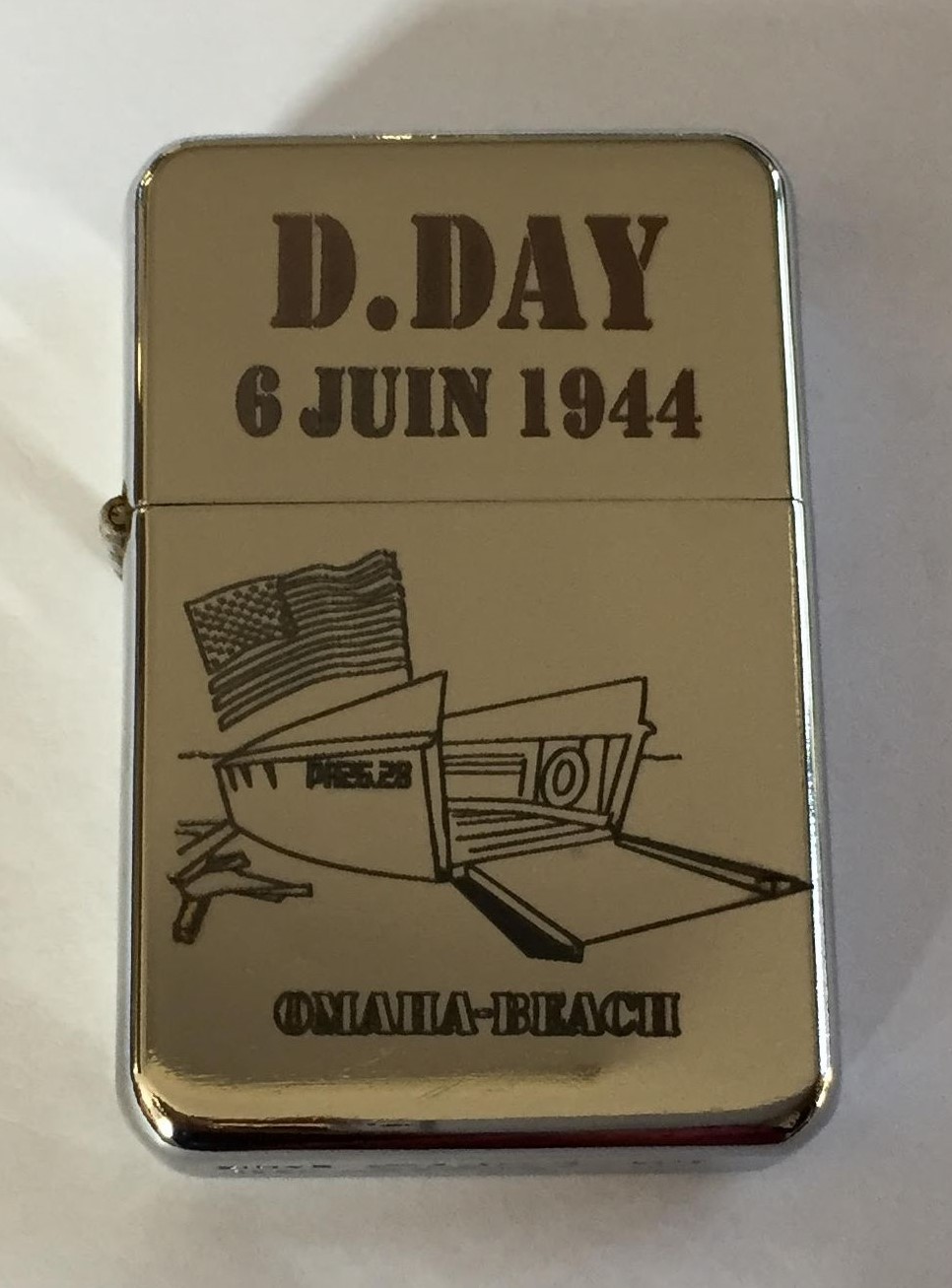 Gravure sur zippo métal
