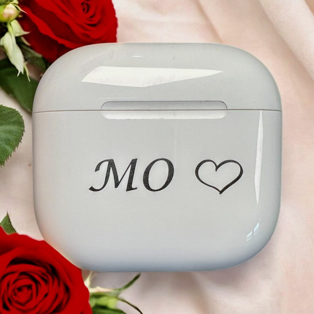 Gravure sur airpod Lyon