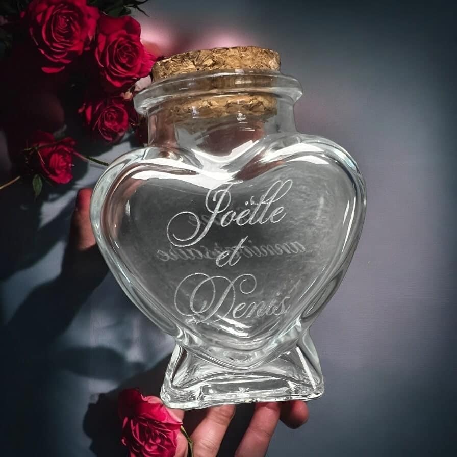 Gravure sur récipient en verre