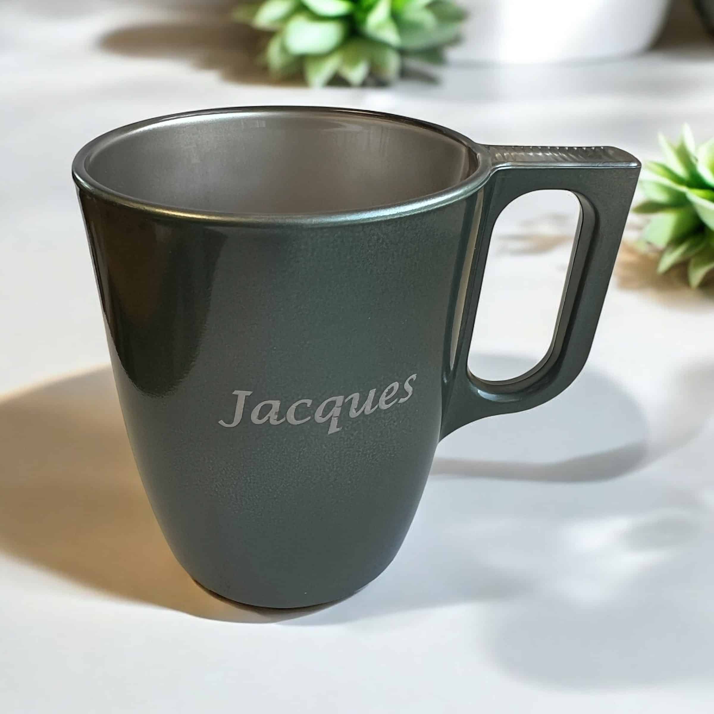Gravure sur tasse en verre