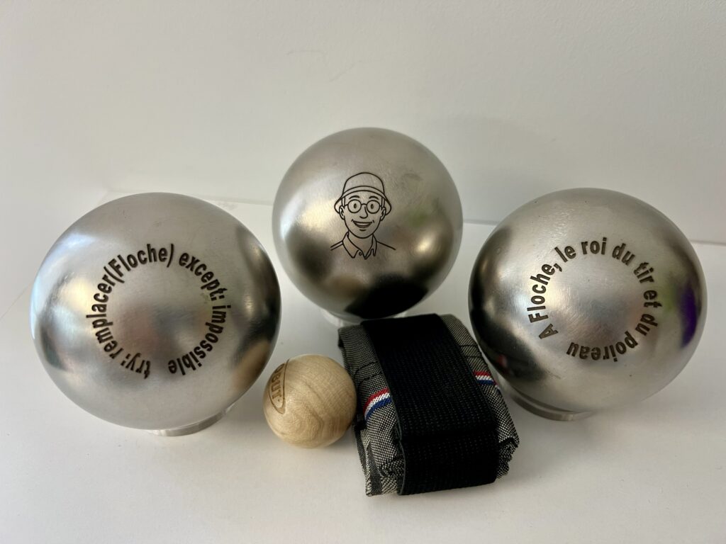 Gravure sur boule de pétanque