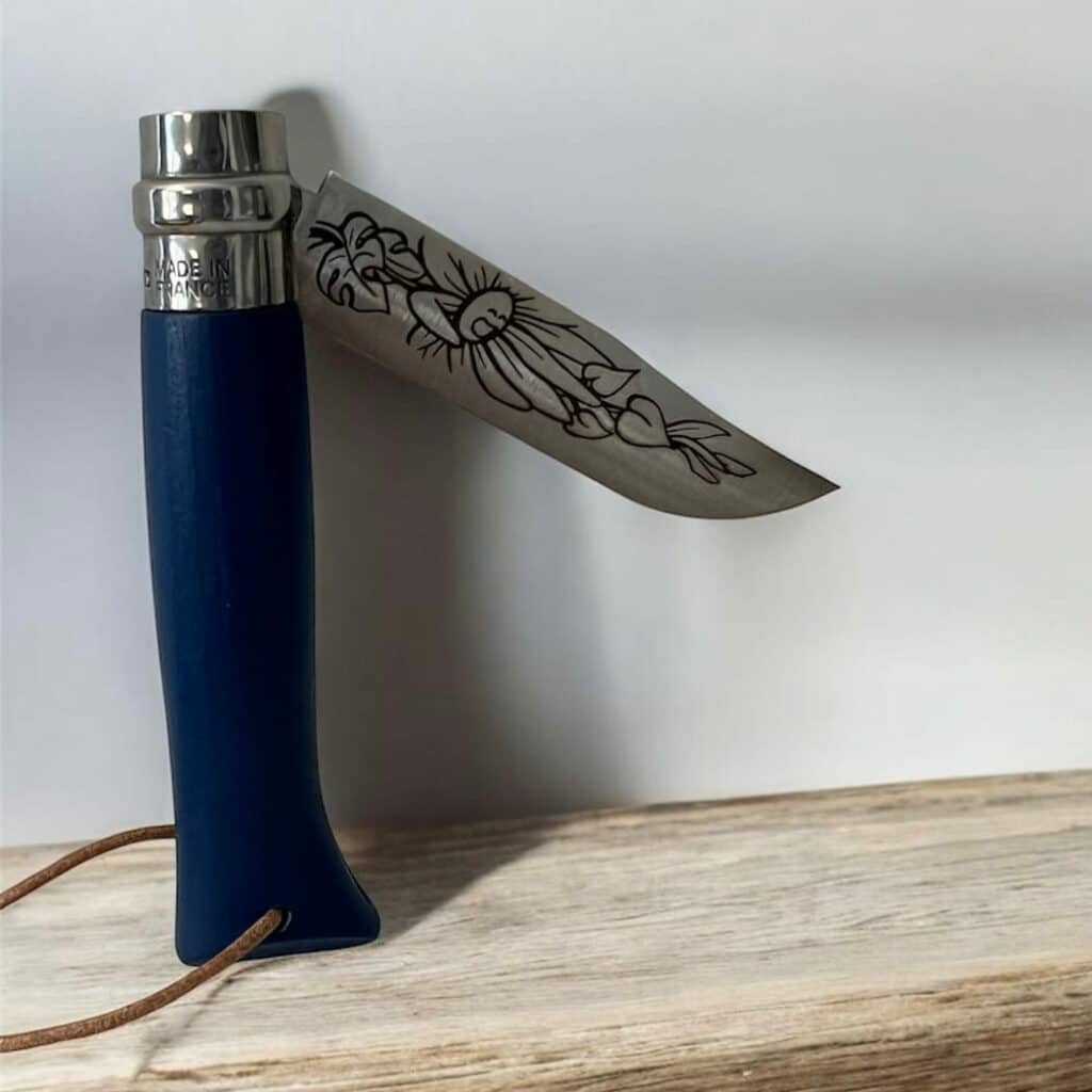 Gravure sur lame de couteau