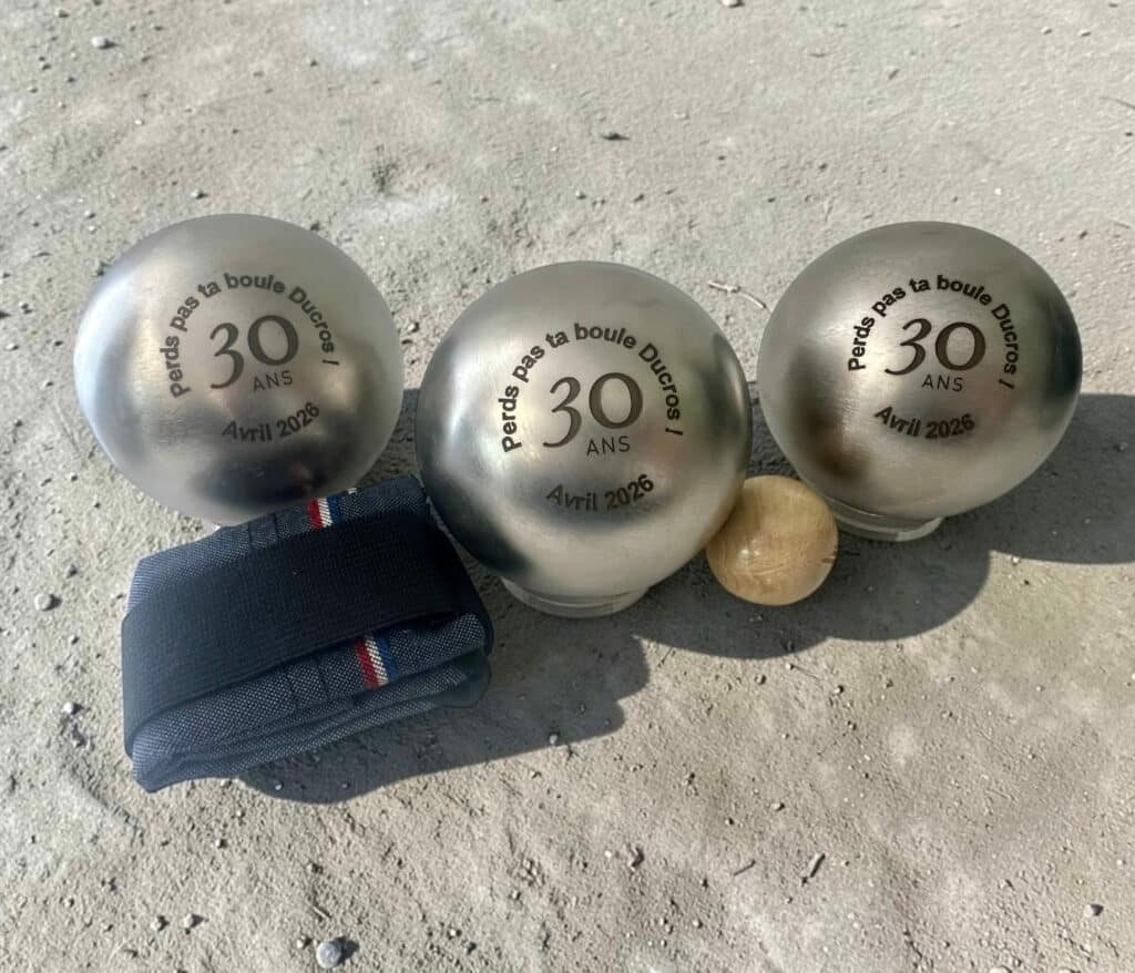 Gravure sur boule de pétanque personnalisée